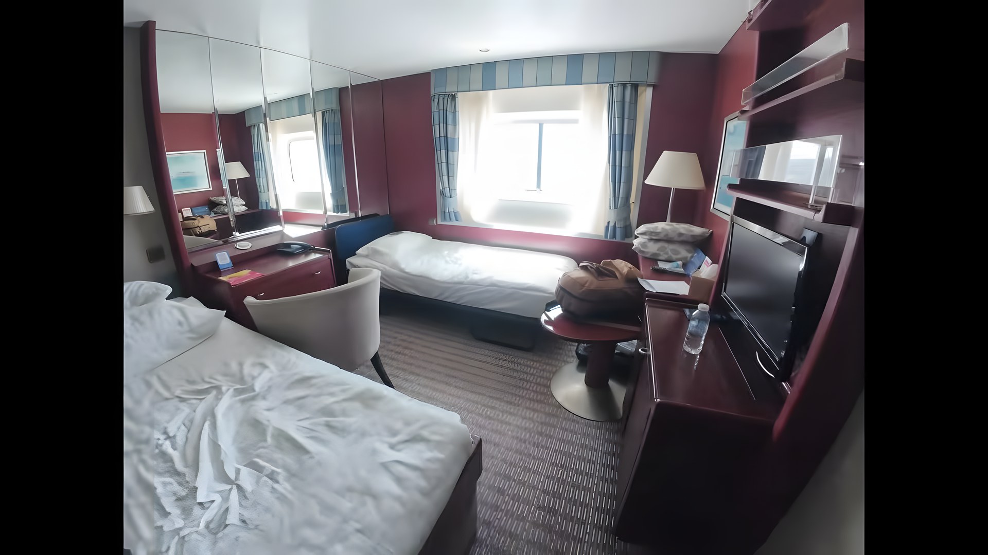 Selectum Blu Cruise gemisinde pencereli kamara (oda)