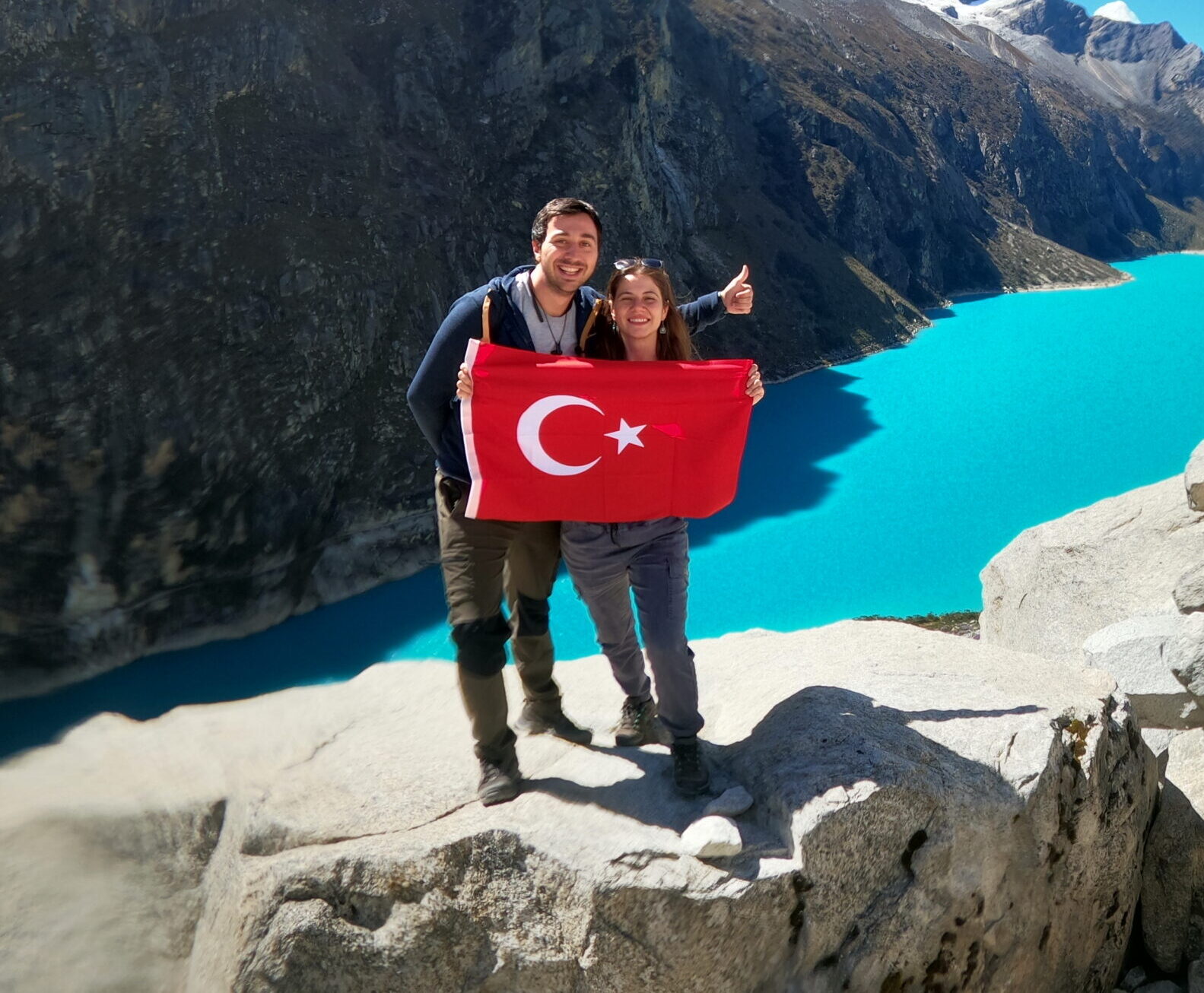 Peru’nun Turkuaz İncisi: Huaraz ve 5000 Metrede Zeytinli Ekmek Keyfi!
