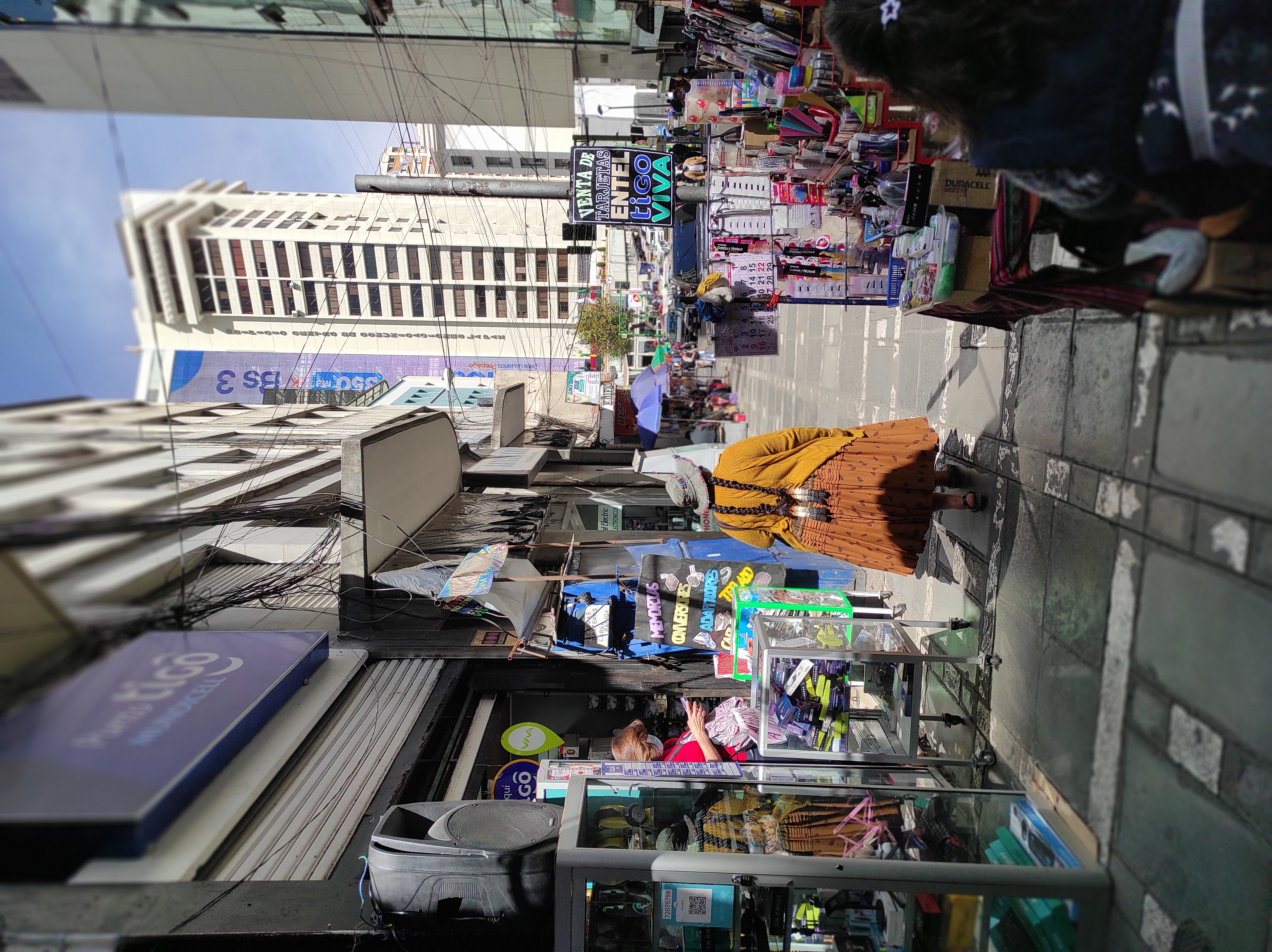 Uyuni tuz düzlüğünde beyaz sonsuzluk