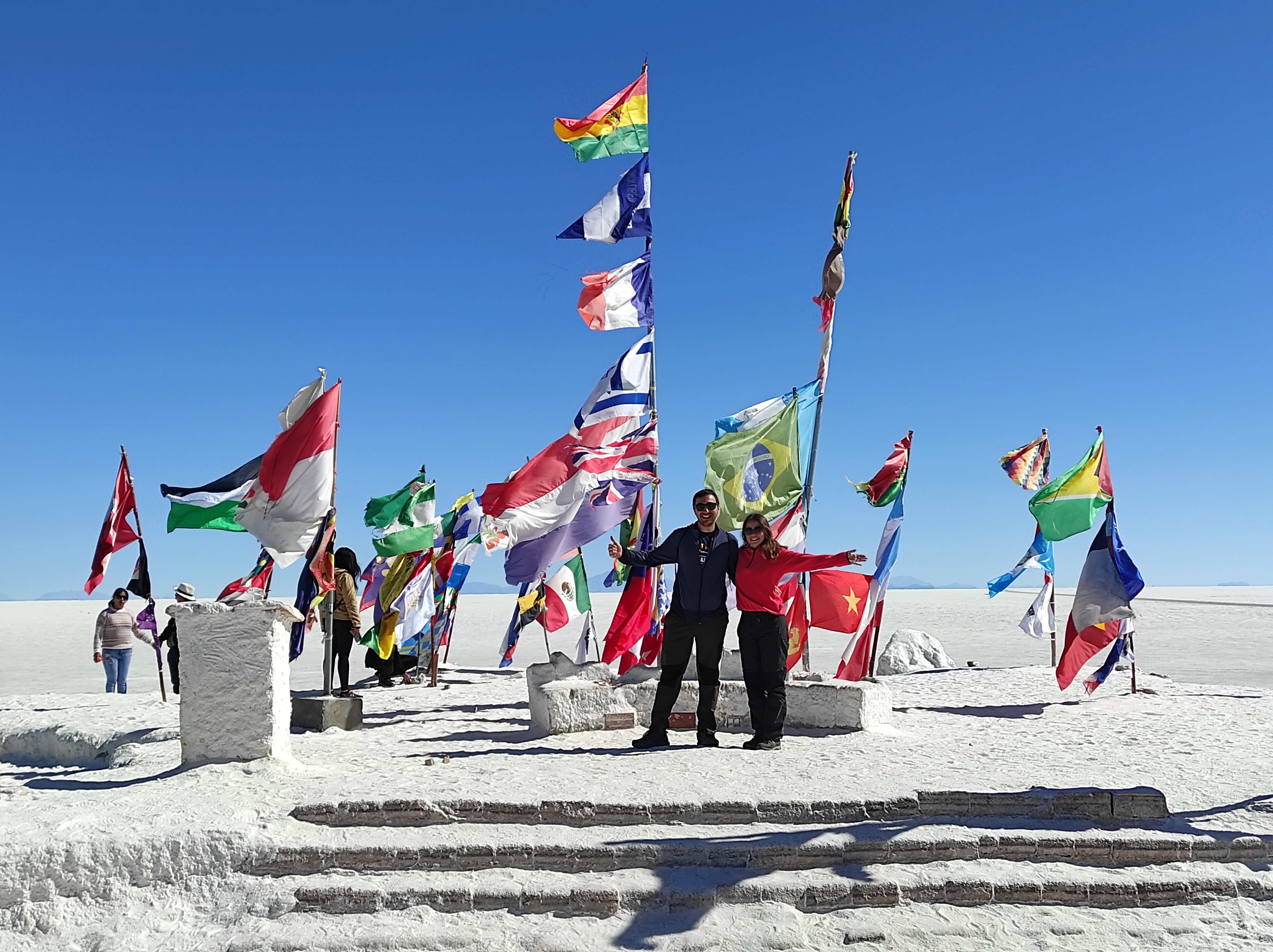 Salar de Uyuni Bayraklar Meydanı dünya bayrakları