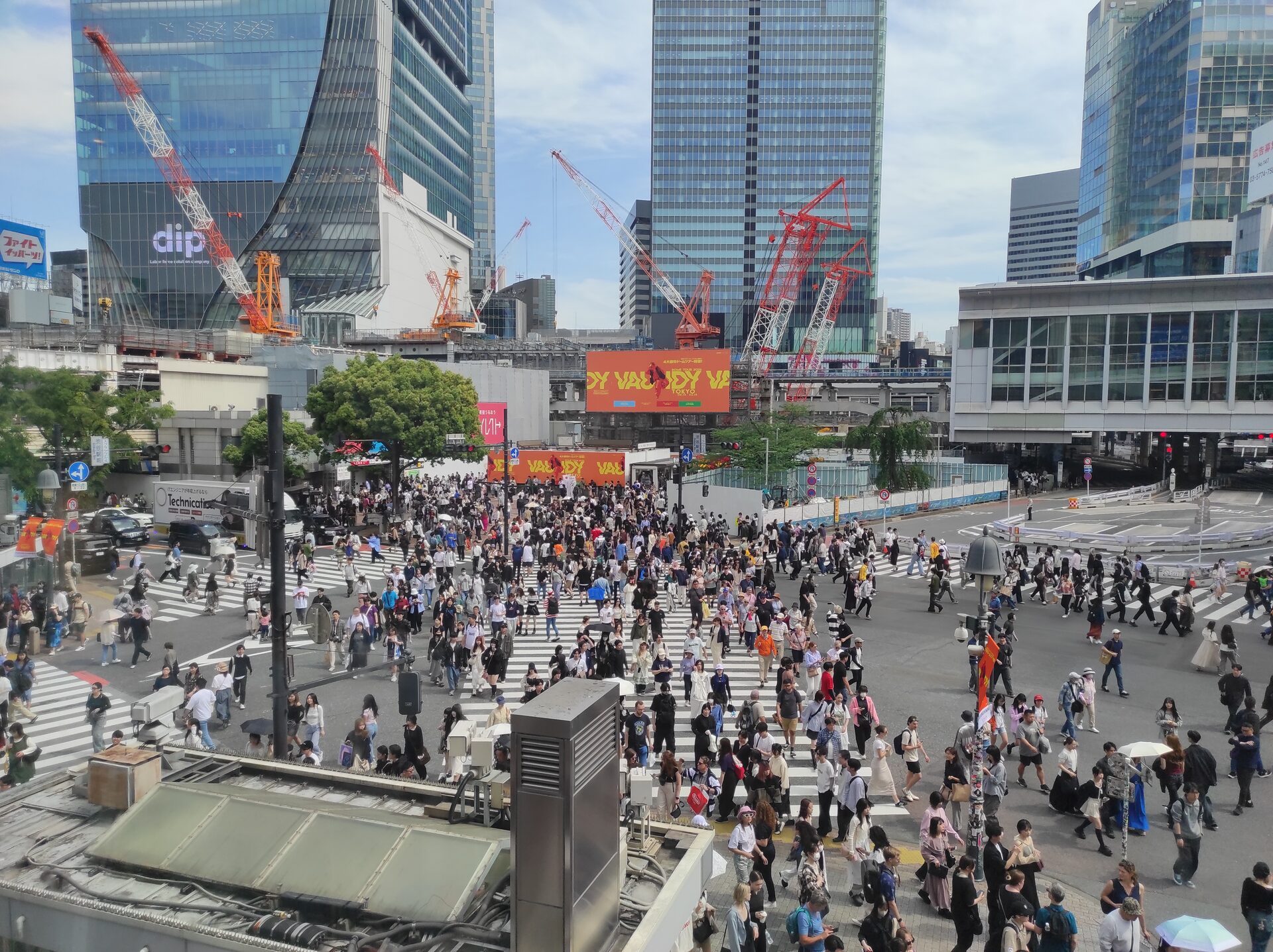 Shibuya Crossing Tokyo kalabalık yaya geçidi