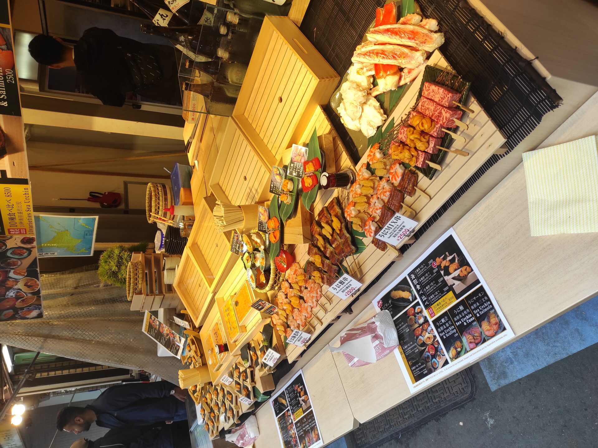 Tsukiji balık pazarı stant deniz ürünleri Tokyo